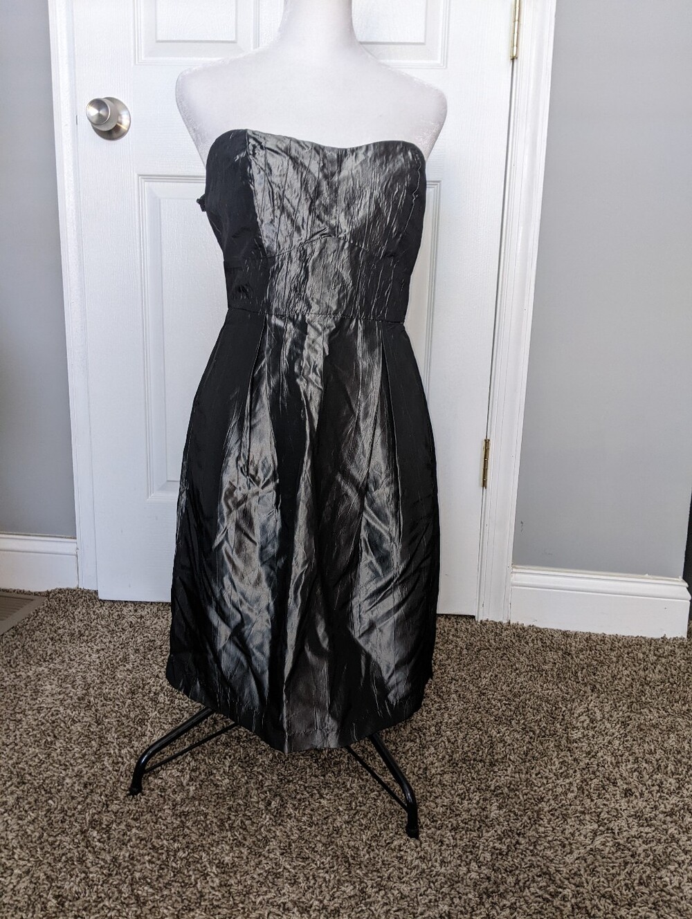 La La Lame Silver Grey Silk Dress M - Picture 2 of 14